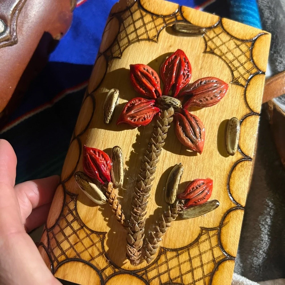 Vintage Leather Shoulder Bags Medium & Mini w/new wallet, storage box, sm. shawl - Picture 15 of 16